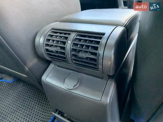 Синій Опель Вектра, об'ємом двигуна 2.79 л та пробігом 250 тис. км за 9290 $, фото 28 на Automoto.ua