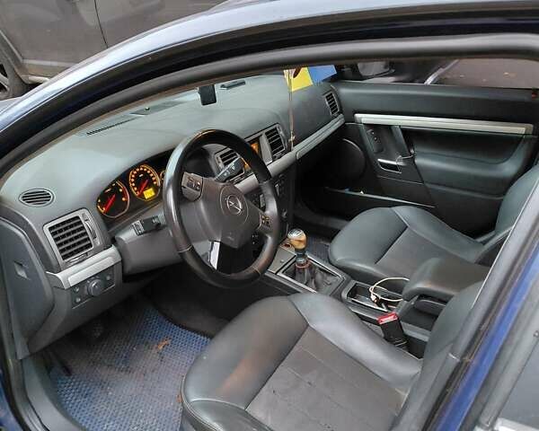 Опель Вектра 2008 в Киеве на Automoto.ua Синий Опель Вектра, объемом двигателя 1.91 л и пробегом 330 тыс. км за 6000 $, фото 4 на Automoto.ua