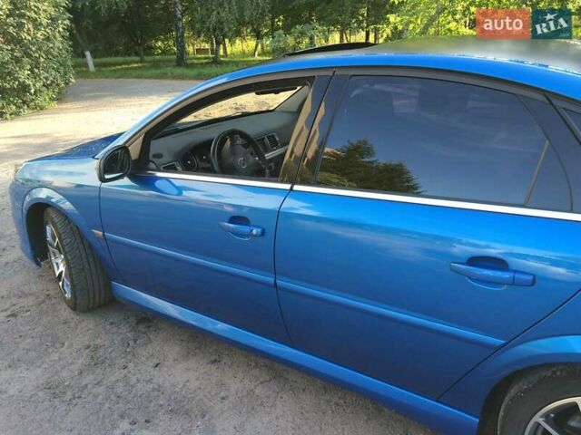 Синій Опель Вектра, об'ємом двигуна 2.8 л та пробігом 156 тис. км за 11990 $, фото 68 на Automoto.ua