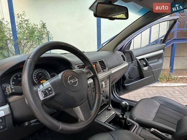 Синій Опель Вектра, об'ємом двигуна 1.91 л та пробігом 236 тис. км за 6350 $, фото 37 на Automoto.ua