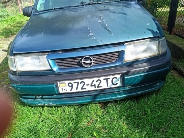 Зелений Опель Вектра, об'ємом двигуна 0 л та пробігом 255 тис. км за 800 $, фото 4 на Automoto.ua