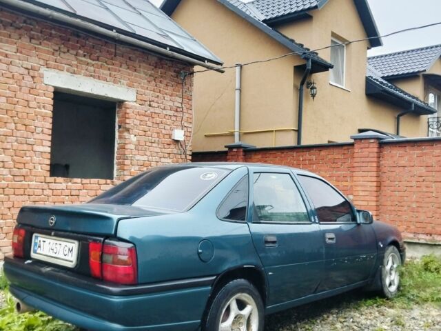Зелений Опель Вектра, об'ємом двигуна 1.6 л та пробігом 3 тис. км за 1600 $, фото 4 на Automoto.ua