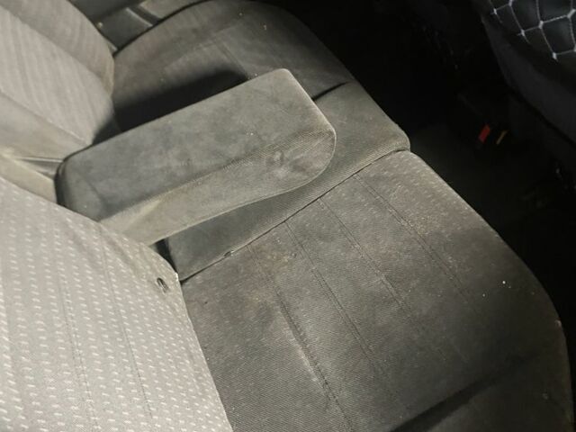 Зеленый Опель Вектра, объемом двигателя 2 л и пробегом 360 тыс. км за 800 $, фото 6 на Automoto.ua