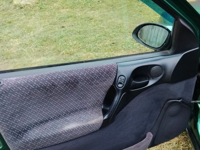 Зеленый Опель Вектра, объемом двигателя 2 л и пробегом 340 тыс. км за 2000 $, фото 9 на Automoto.ua