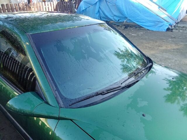 Зелений Опель Вектра, об'ємом двигуна 1.8 л та пробігом 250 тис. км за 1500 $, фото 2 на Automoto.ua