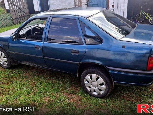 Зеленый Опель Вектра, объемом двигателя 1.8 л и пробегом 0 тыс. км за 700 $, фото 3 на Automoto.ua