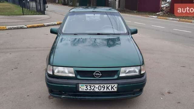 Зелений Опель Вектра, об'ємом двигуна 2 л та пробігом 263 тис. км за 1300 $, фото 1 на Automoto.ua