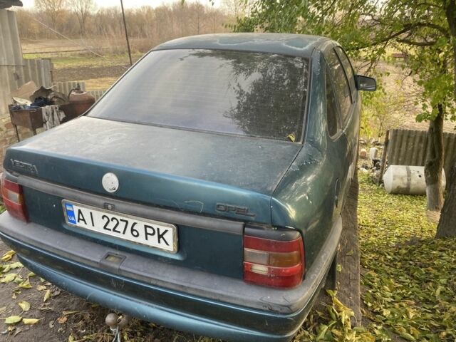 Зеленый Опель Вектра, объемом двигателя 1.6 л и пробегом 395 тыс. км за 950 $, фото 6 на Automoto.ua