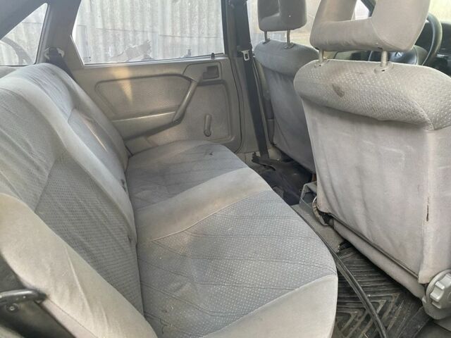 Зеленый Опель Вектра, объемом двигателя 1.6 л и пробегом 395 тыс. км за 950 $, фото 2 на Automoto.ua