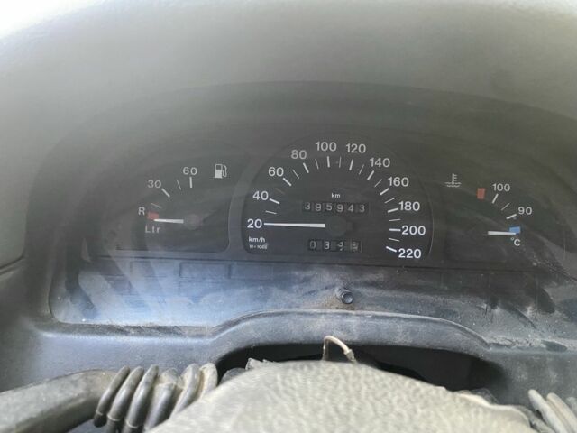 Зеленый Опель Вектра, объемом двигателя 1.6 л и пробегом 395 тыс. км за 950 $, фото 4 на Automoto.ua