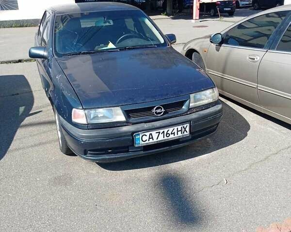 Зеленый Опель Вектра, объемом двигателя 2 л и пробегом 400 тыс. км за 1700 $, фото 4 на Automoto.ua