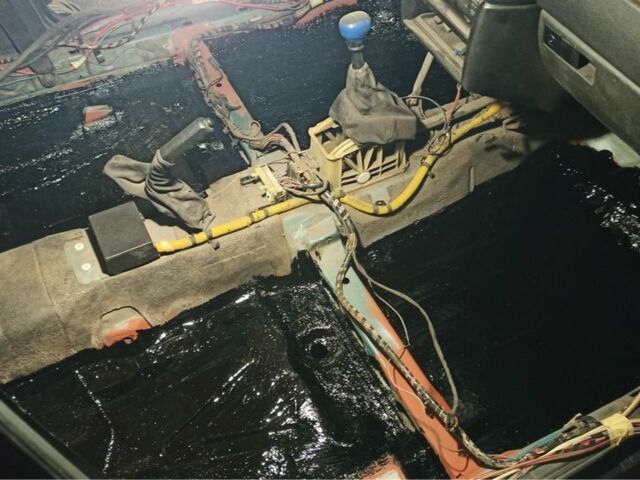 Зеленый Опель Вектра, объемом двигателя 1.8 л и пробегом 350 тыс. км за 1900 $, фото 6 на Automoto.ua