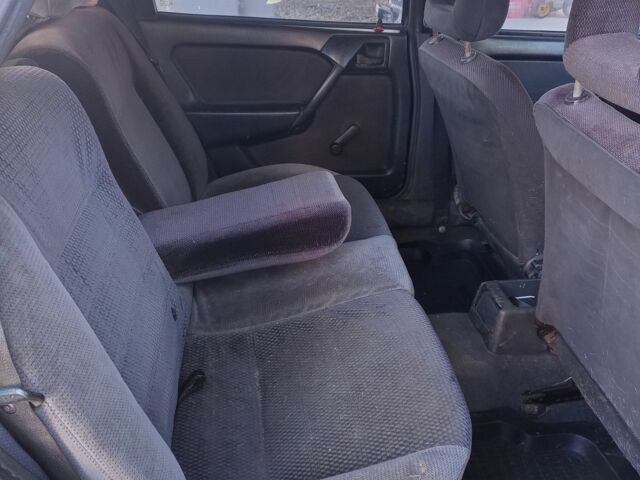 Зеленый Опель Вектра, объемом двигателя 1.6 л и пробегом 412 тыс. км за 1800 $, фото 4 на Automoto.ua