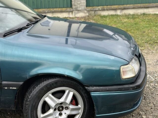 Зеленый Опель Вектра, объемом двигателя 1.8 л и пробегом 309 тыс. км за 999 $, фото 4 на Automoto.ua