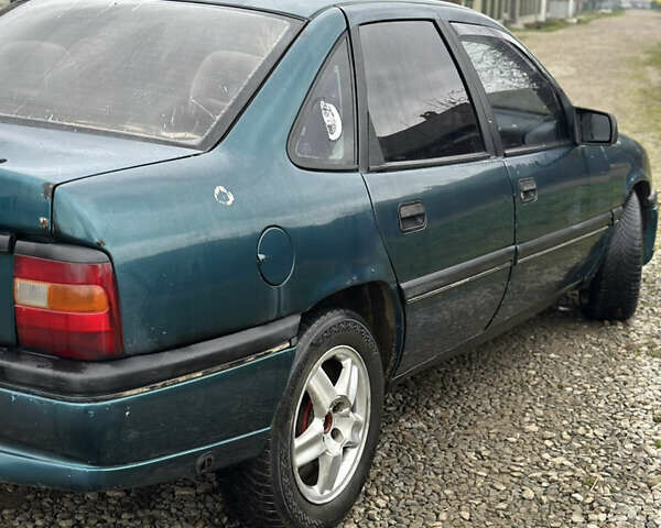 Зеленый Опель Вектра, объемом двигателя 1.8 л и пробегом 309 тыс. км за 999 $, фото 9 на Automoto.ua