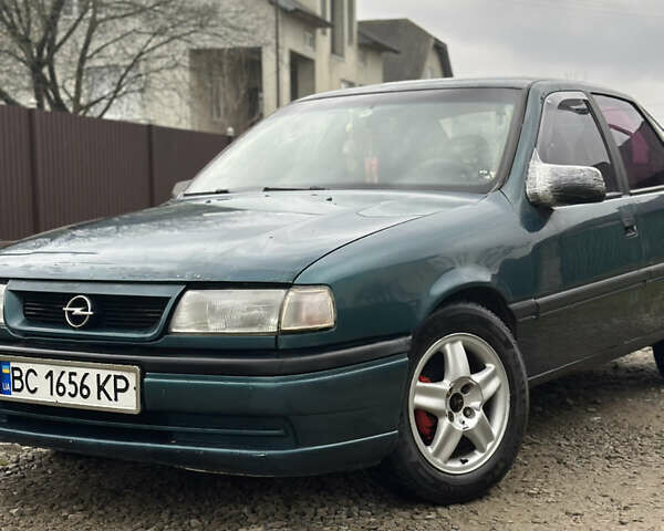 Зеленый Опель Вектра, объемом двигателя 1.8 л и пробегом 309 тыс. км за 999 $, фото 1 на Automoto.ua