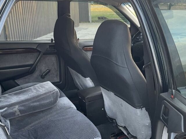 Зеленый Опель Вектра, объемом двигателя 2 л и пробегом 431 тыс. км за 2300 $, фото 8 на Automoto.ua