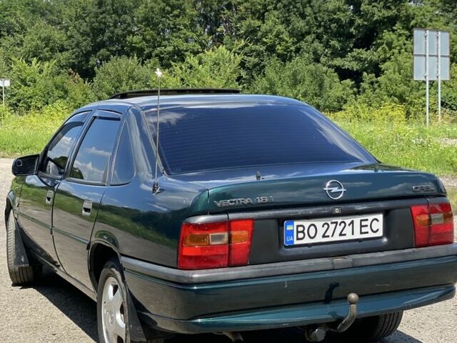 Зелений Опель Вектра, об'ємом двигуна 1.8 л та пробігом 270 тис. км за 2499 $, фото 5 на Automoto.ua