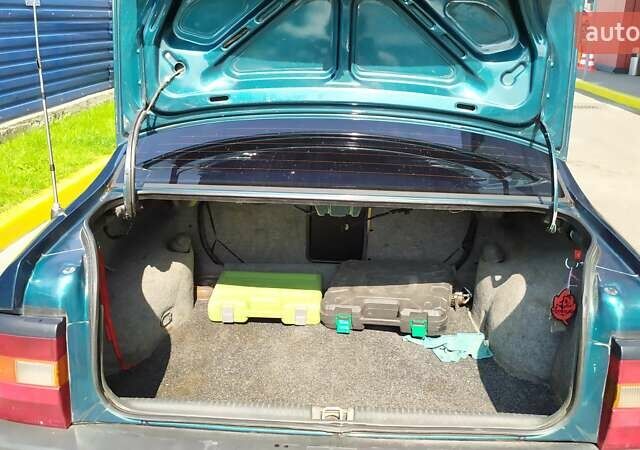 Зеленый Опель Вектра, объемом двигателя 1.6 л и пробегом 380 тыс. км за 1800 $, фото 15 на Automoto.ua