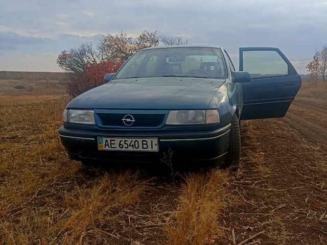 Опель Вектра 1995 у Дніпро (Дніпропетровську) на Automoto.ua Зелений Опель Вектра, об'ємом двигуна 2 л та пробігом 0 тис. км за 2500 $, фото 1 на Automoto.ua