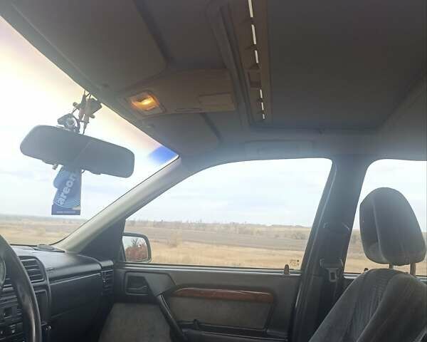 Зеленый Опель Вектра, объемом двигателя 2 л и пробегом 400 тыс. км за 1900 $, фото 5 на Automoto.ua