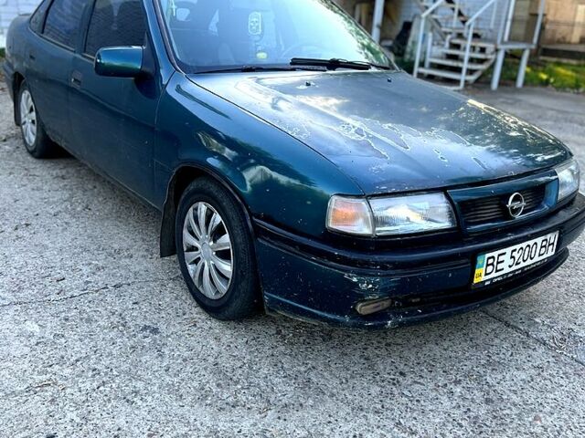Зелений Опель Вектра, об'ємом двигуна 2 л та пробігом 253 тис. км за 1350 $, фото 1 на Automoto.ua