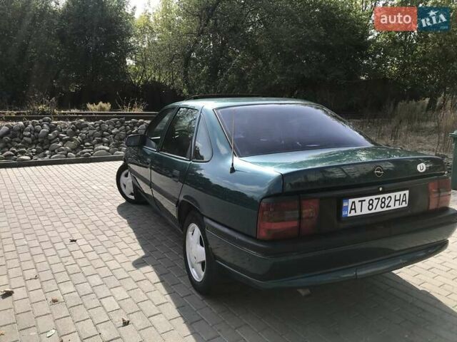 Зеленый Опель Вектра, объемом двигателя 2 л и пробегом 316 тыс. км за 1400 $, фото 4 на Automoto.ua