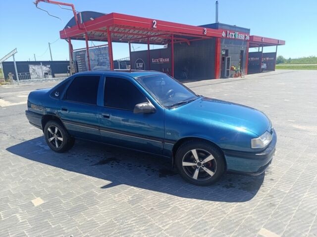 Зеленый Опель Вектра, объемом двигателя 2 л и пробегом 35 тыс. км за 1800 $, фото 1 на Automoto.ua