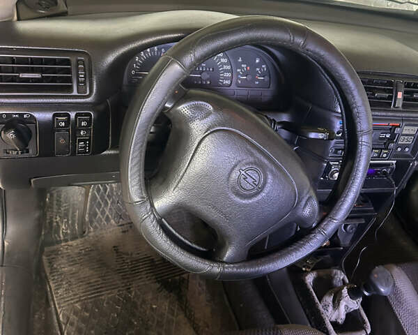 Зеленый Опель Вектра, объемом двигателя 2 л и пробегом 315 тыс. км за 1700 $, фото 1 на Automoto.ua
