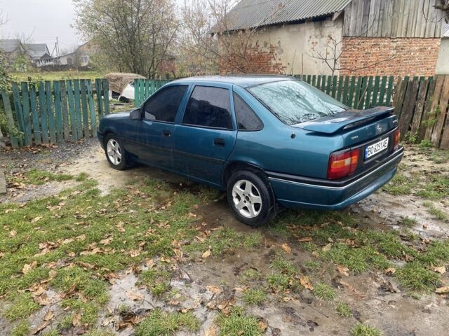 Зеленый Опель Вектра, объемом двигателя 2 л и пробегом 280 тыс. км за 1500 $, фото 1 на Automoto.ua