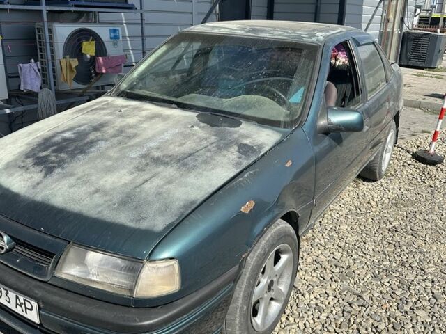 Зеленый Опель Вектра, объемом двигателя 1.8 л и пробегом 480 тыс. км за 999 $, фото 9 на Automoto.ua