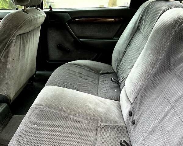 Зеленый Опель Вектра, объемом двигателя 2 л и пробегом 319 тыс. км за 1750 $, фото 10 на Automoto.ua