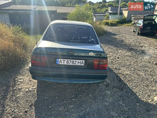 Зеленый Опель Вектра, объемом двигателя 2 л и пробегом 315 тыс. км за 1700 $, фото 12 на Automoto.ua