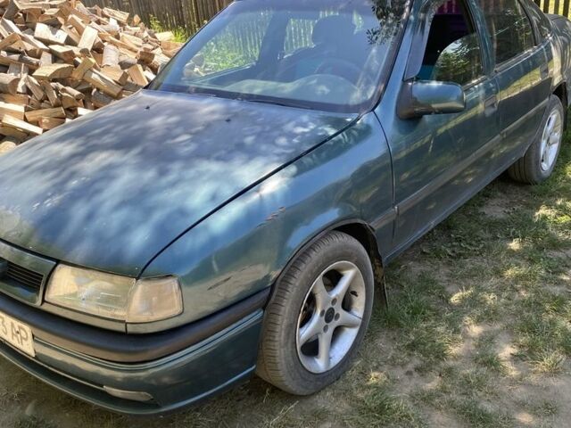 Зеленый Опель Вектра, объемом двигателя 1.8 л и пробегом 480 тыс. км за 999 $, фото 1 на Automoto.ua