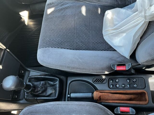 Зеленый Опель Вектра, объемом двигателя 1.7 л и пробегом 300 тыс. км за 2200 $, фото 13 на Automoto.ua