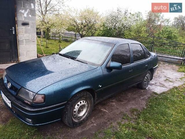 Зеленый Опель Вектра, объемом двигателя 1.8 л и пробегом 400 тыс. км за 2100 $, фото 1 на Automoto.ua