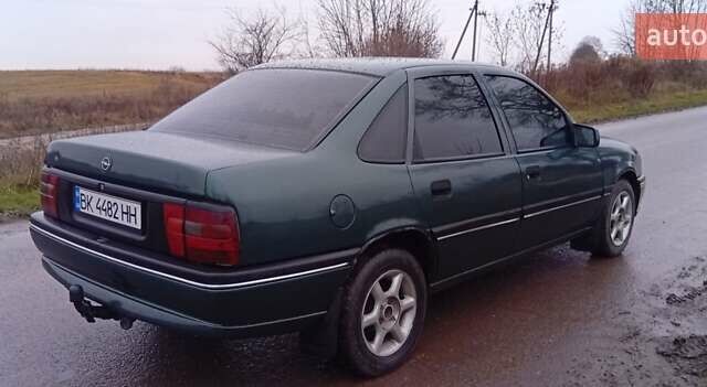 Зеленый Опель Вектра, объемом двигателя 2 л и пробегом 350 тыс. км за 1450 $, фото 5 на Automoto.ua