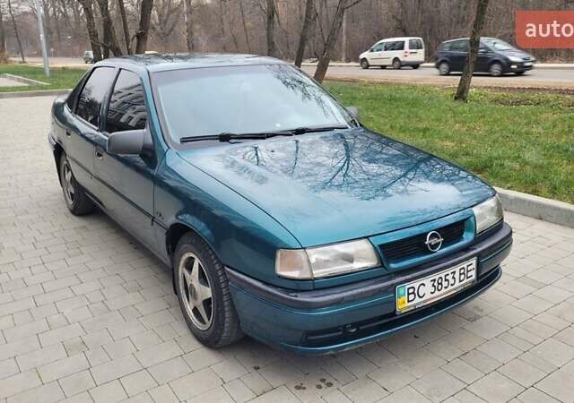 Зеленый Опель Вектра, объемом двигателя 2 л и пробегом 216 тыс. км за 1300 $, фото 1 на Automoto.ua