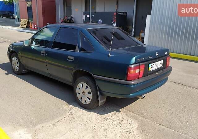 Зеленый Опель Вектра, объемом двигателя 1.6 л и пробегом 380 тыс. км за 1800 $, фото 27 на Automoto.ua