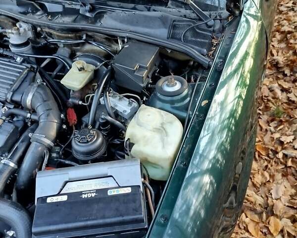 Зеленый Опель Вектра, объемом двигателя 1.7 л и пробегом 250 тыс. км за 1390 $, фото 12 на Automoto.ua