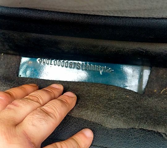 Зеленый Опель Вектра, объемом двигателя 1.7 л и пробегом 250 тыс. км за 1500 $, фото 7 на Automoto.ua