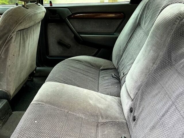 Зеленый Опель Вектра, объемом двигателя 2 л и пробегом 319 тыс. км за 2000 $, фото 7 на Automoto.ua