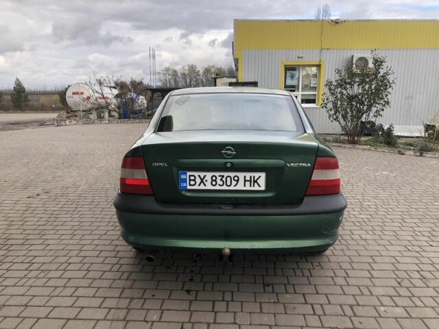 Зеленый Опель Вектра, объемом двигателя 1.6 л и пробегом 250 тыс. км за 1400 $, фото 1 на Automoto.ua