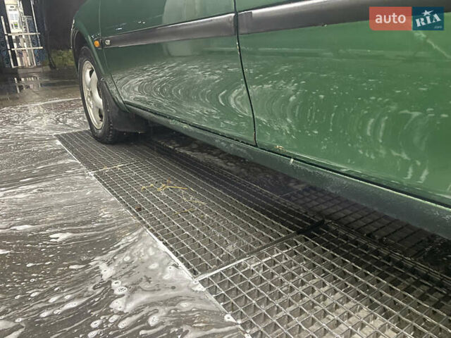 Зеленый Опель Вектра, объемом двигателя 1.8 л и пробегом 280 тыс. км за 2500 $, фото 6 на Automoto.ua