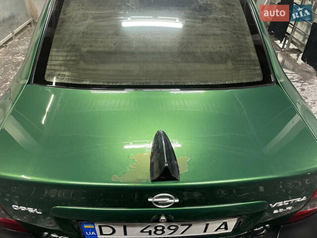 Зеленый Опель Вектра, объемом двигателя 1.8 л и пробегом 280 тыс. км за 2500 $, фото 10 на Automoto.ua