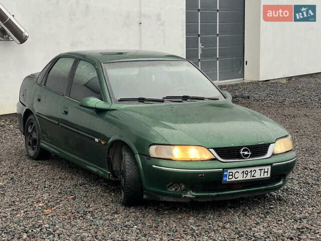 Зелений Опель Вектра, об'ємом двигуна 2 л та пробігом 359 тис. км за 899 $, фото 3 на Automoto.ua