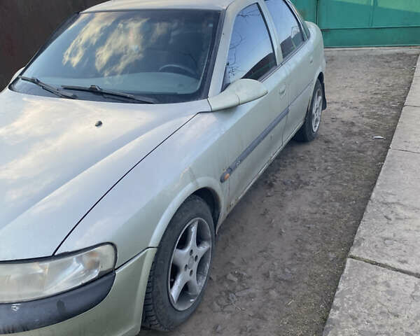 Зеленый Опель Вектра, объемом двигателя 0 л и пробегом 270 тыс. км за 1800 $, фото 5 на Automoto.ua