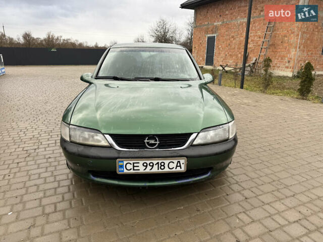 Зеленый Опель Вектра, объемом двигателя 1.6 л и пробегом 405 тыс. км за 1600 $, фото 1 на Automoto.ua