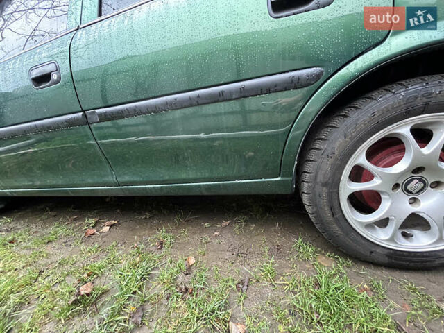 Зеленый Опель Вектра, объемом двигателя 1.6 л и пробегом 273 тыс. км за 2800 $, фото 13 на Automoto.ua