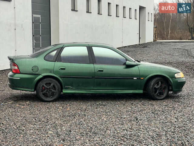 Зелений Опель Вектра, об'ємом двигуна 2 л та пробігом 359 тис. км за 899 $, фото 9 на Automoto.ua